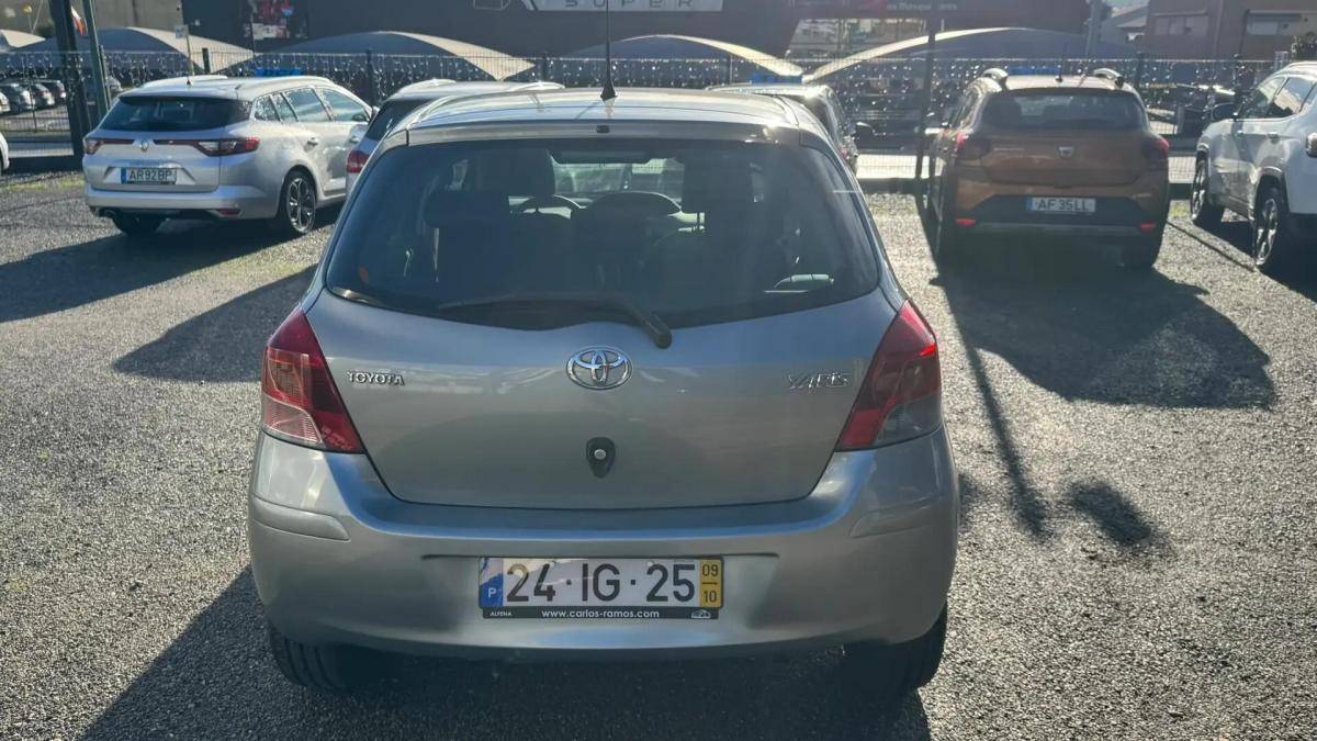 toyota-yaris-2009-gasolina-998cc