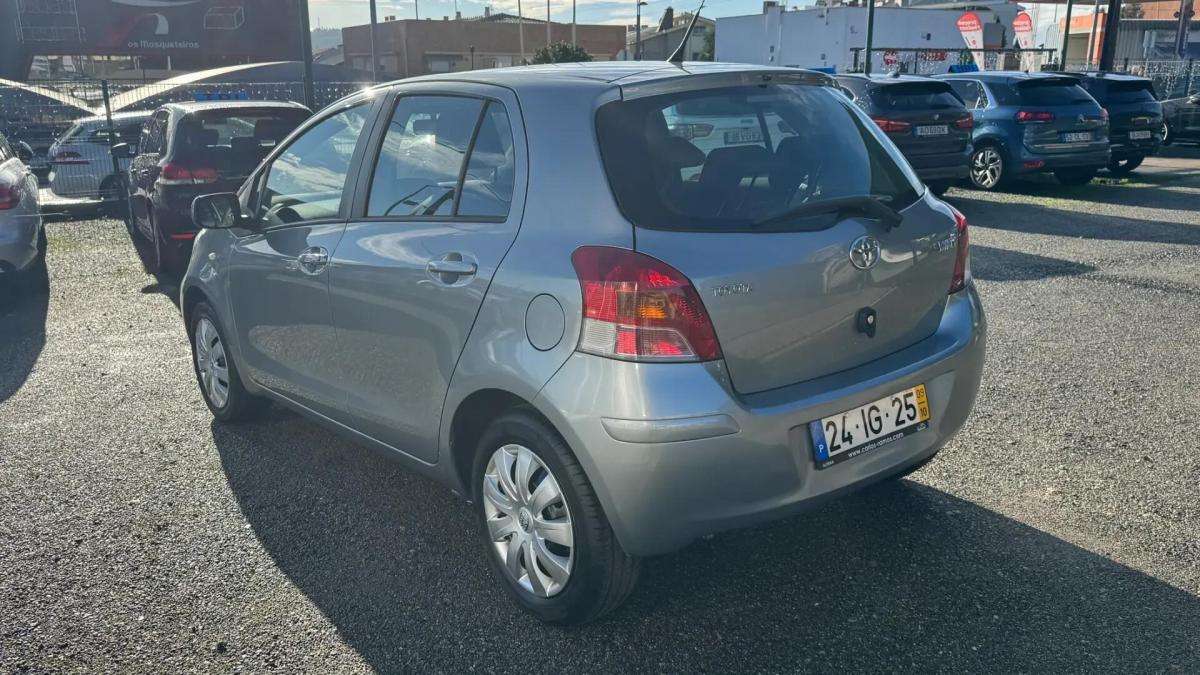 toyota-yaris-2009-gasolina-998cc
