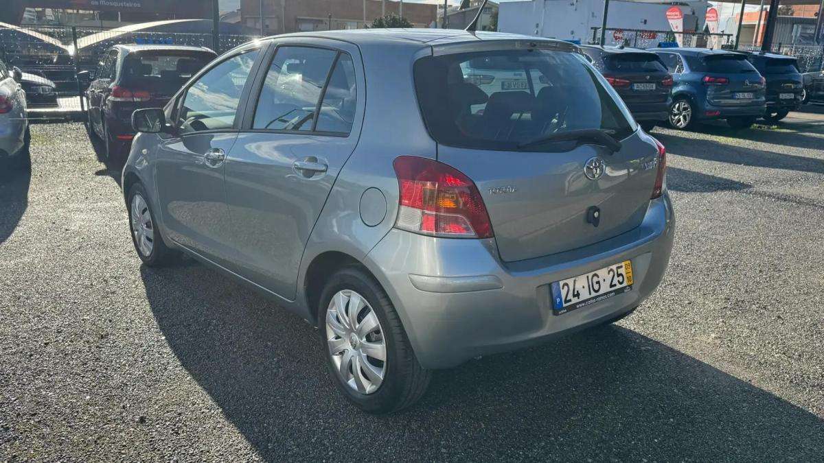 toyota-yaris-2009-gasolina-998cc