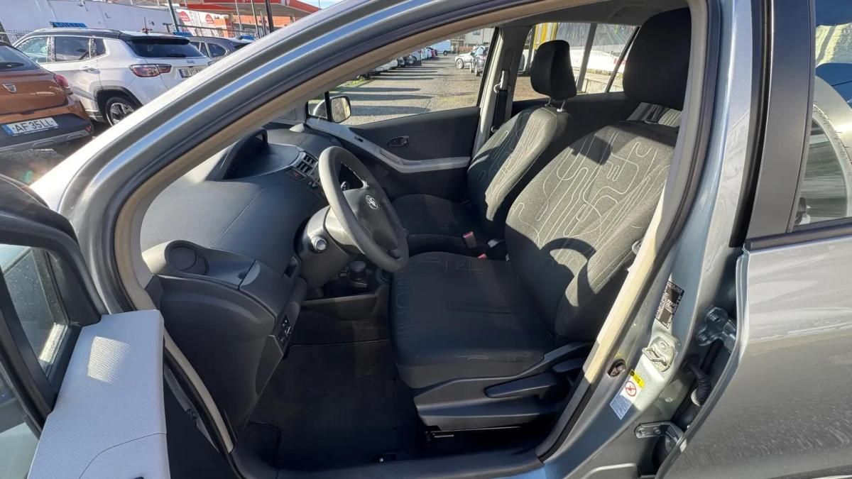 toyota-yaris-2009-gasolina-998cc