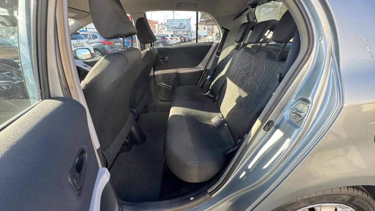 toyota-yaris-2009-gasolina-998cc