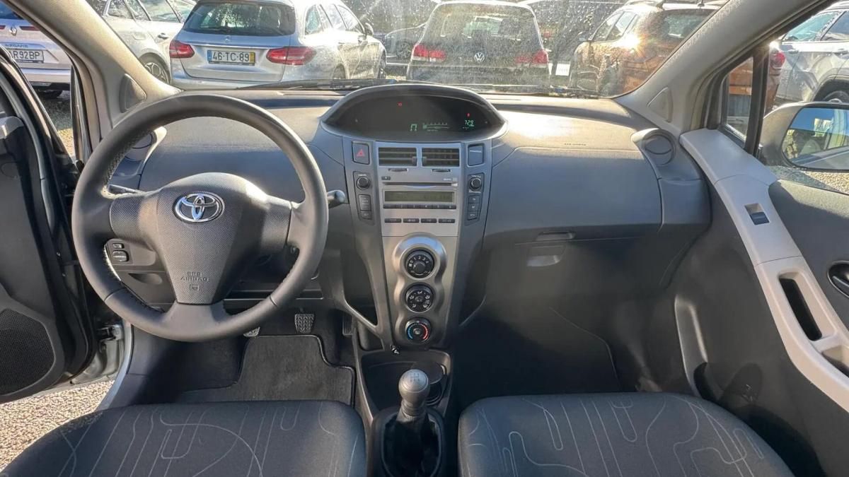 toyota-yaris-2009-gasolina-998cc