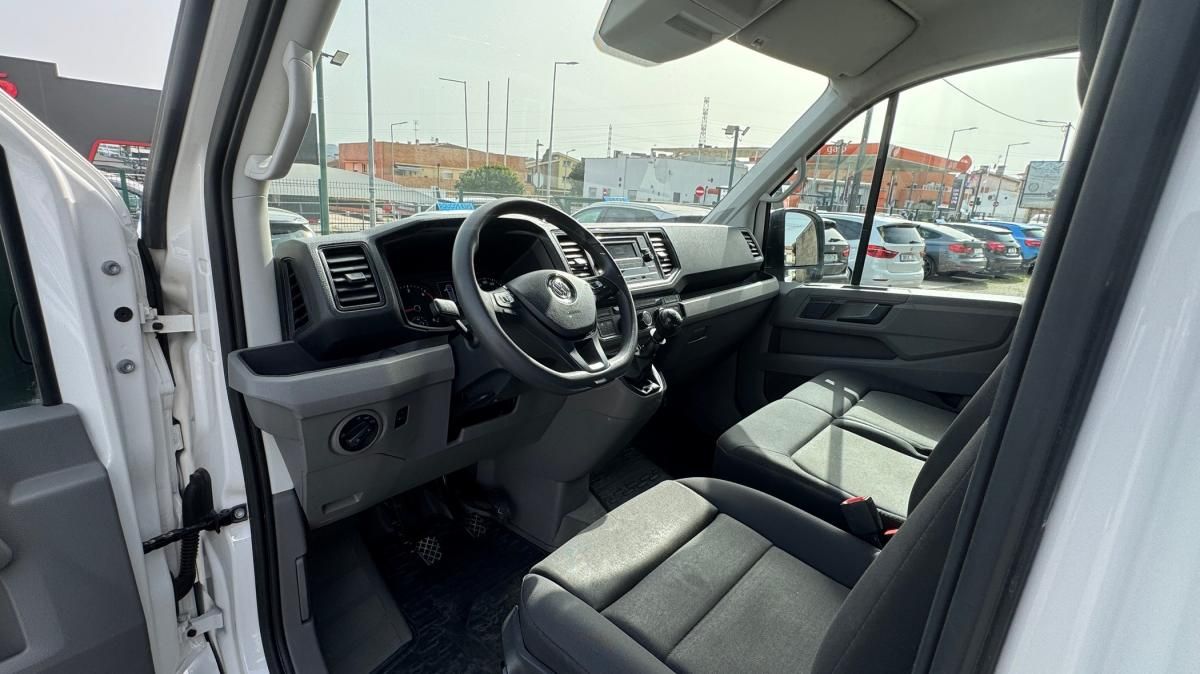 volkswagen-crafter-2022-diesel-1968cc