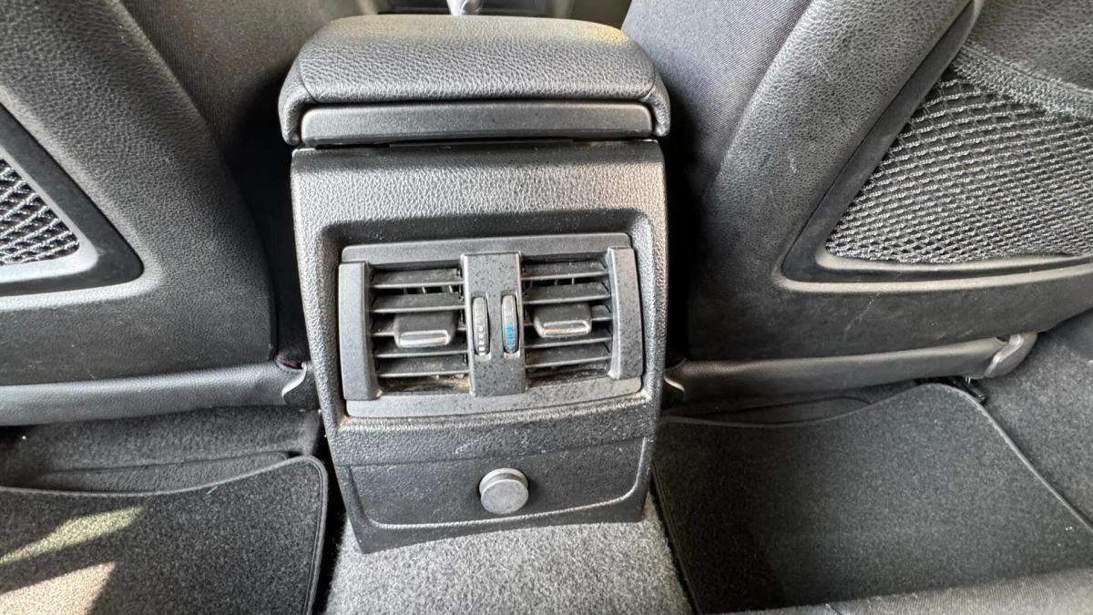 bmw-serie-1-116-2013-diesel-1598cc