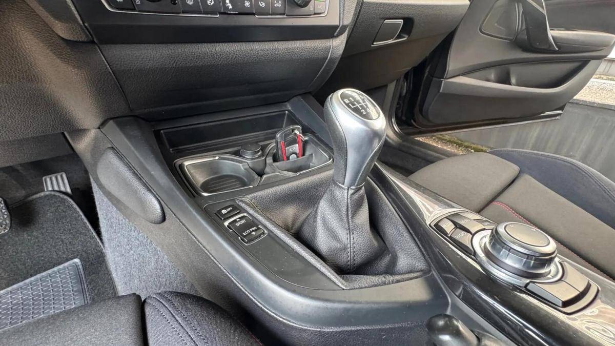 bmw-serie-1-116-2013-diesel-1598cc