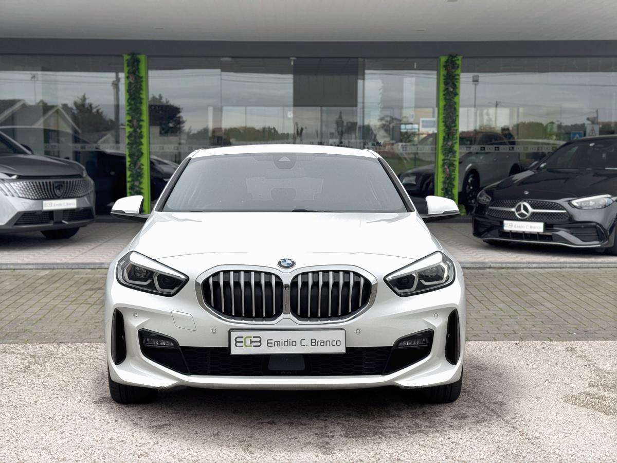 bmw-serie-1-2022-diesel-1496cc