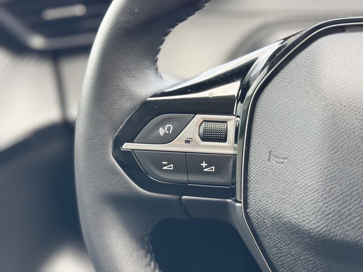 peugeot-208-2024-gasolina-1199cc