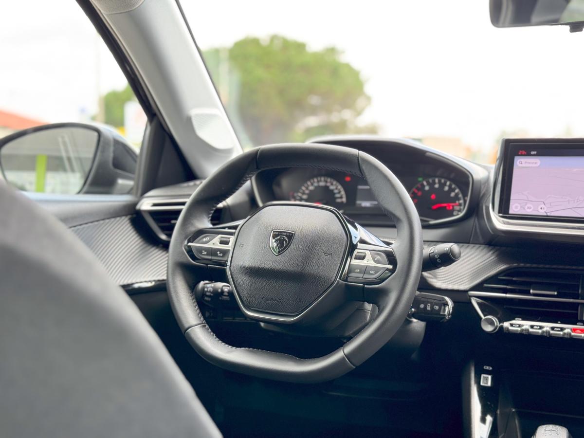 peugeot-208-2024-gasolina-1199cc