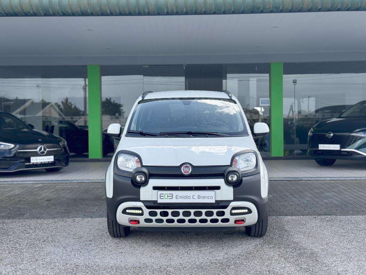 fiat-panda-2024-hibrido-a-gasolina-999cc