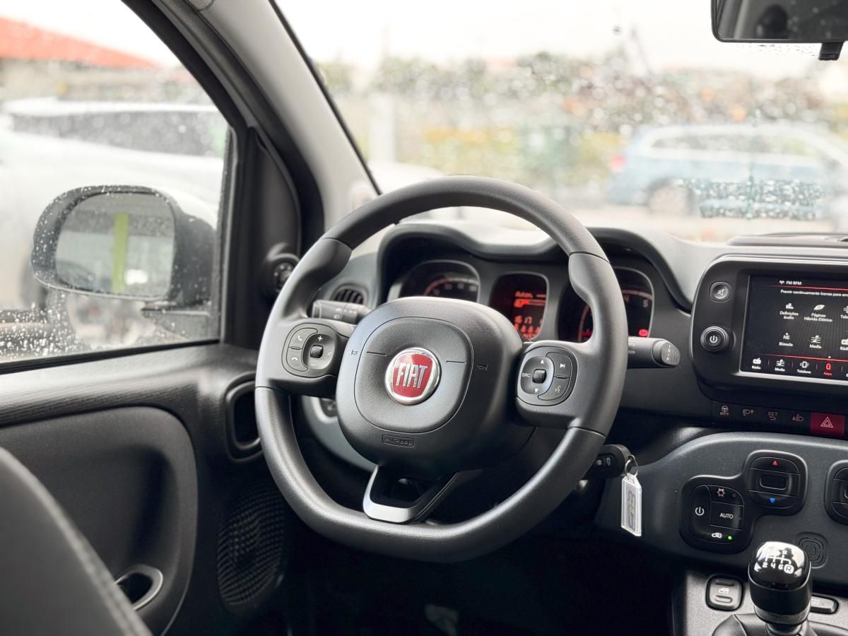 fiat-panda-2024-hibrido-a-gasolina-999cc