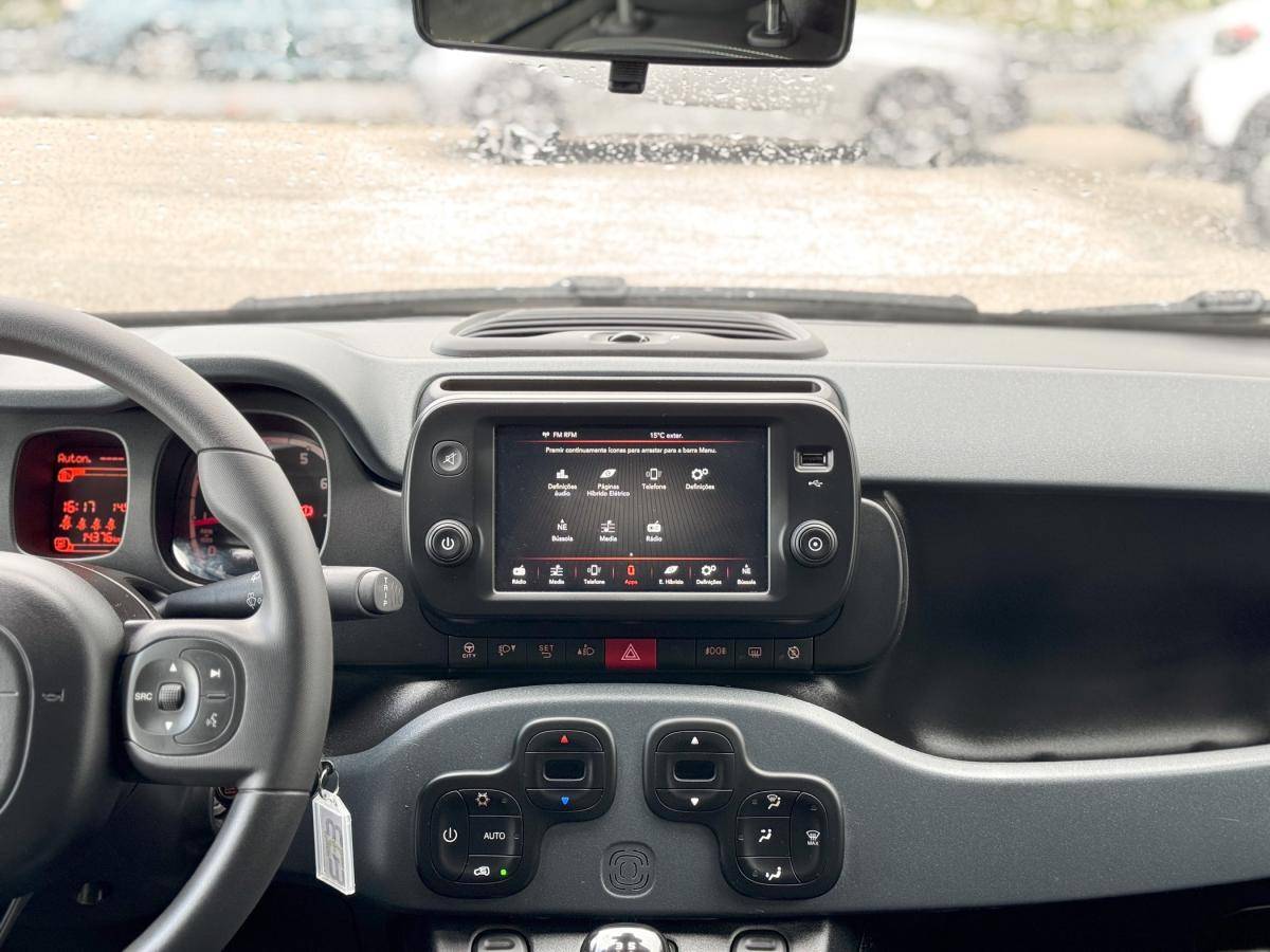 fiat-panda-2024-hibrido-a-gasolina-999cc