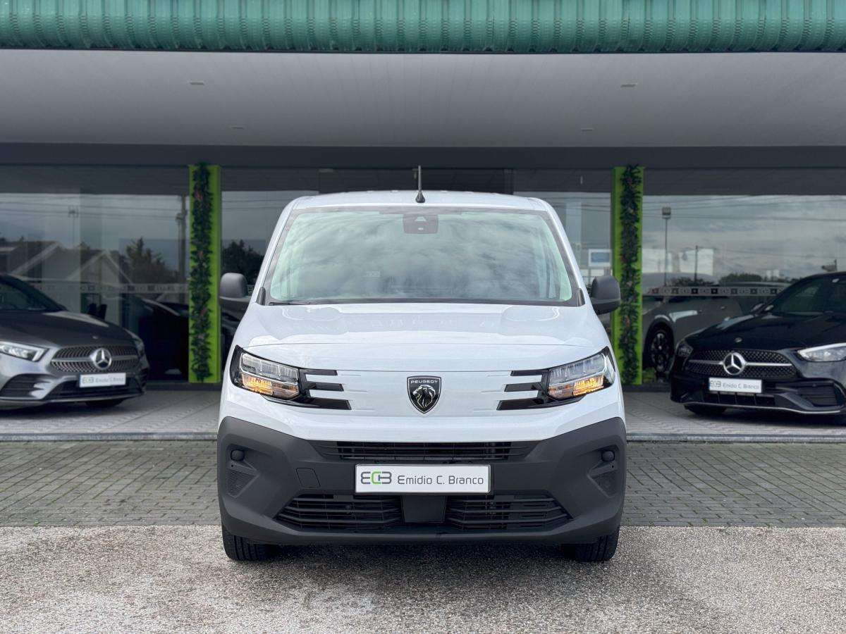 peugeot-partner-2025-diesel-1499cc