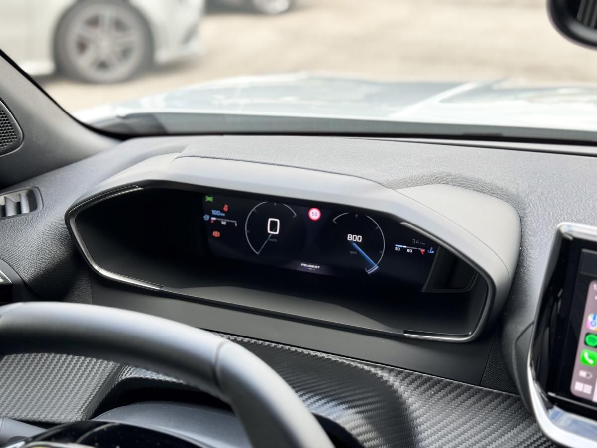 peugeot-2008-2024-gasolina-1199cc