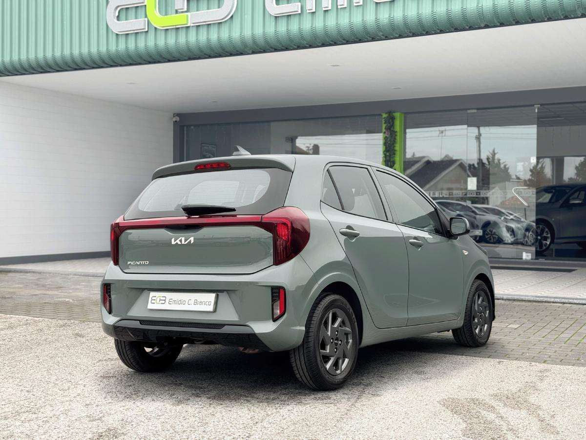 kia-picanto-2025-gasolina-998cc
