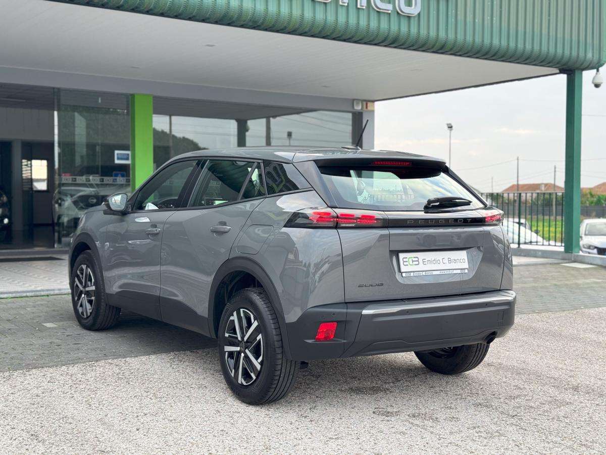 peugeot-2008-2024-gasolina-1199cc