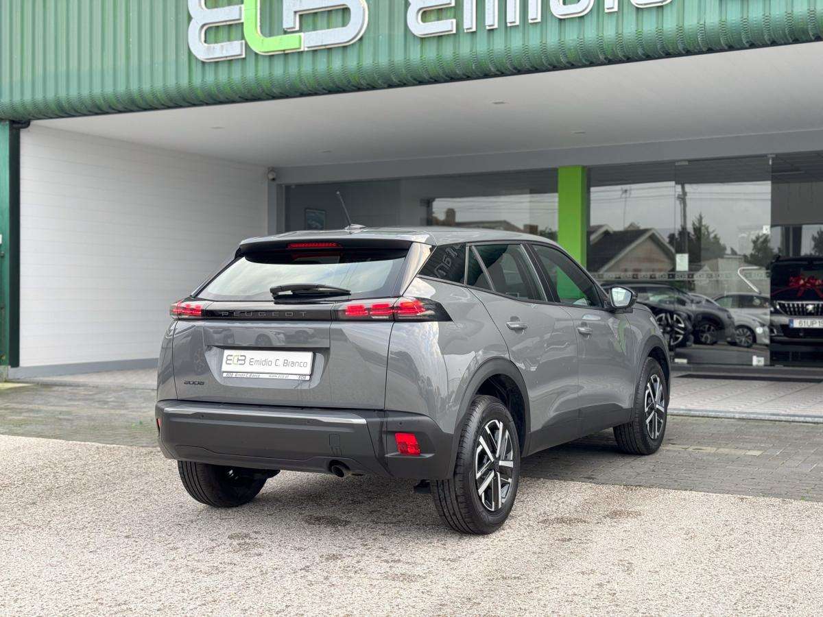 peugeot-2008-2024-gasolina-1199cc