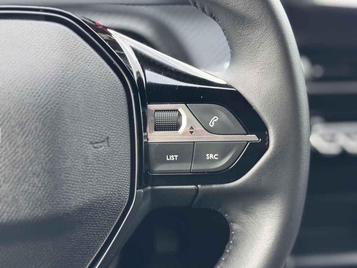 peugeot-2008-2024-gasolina-1199cc