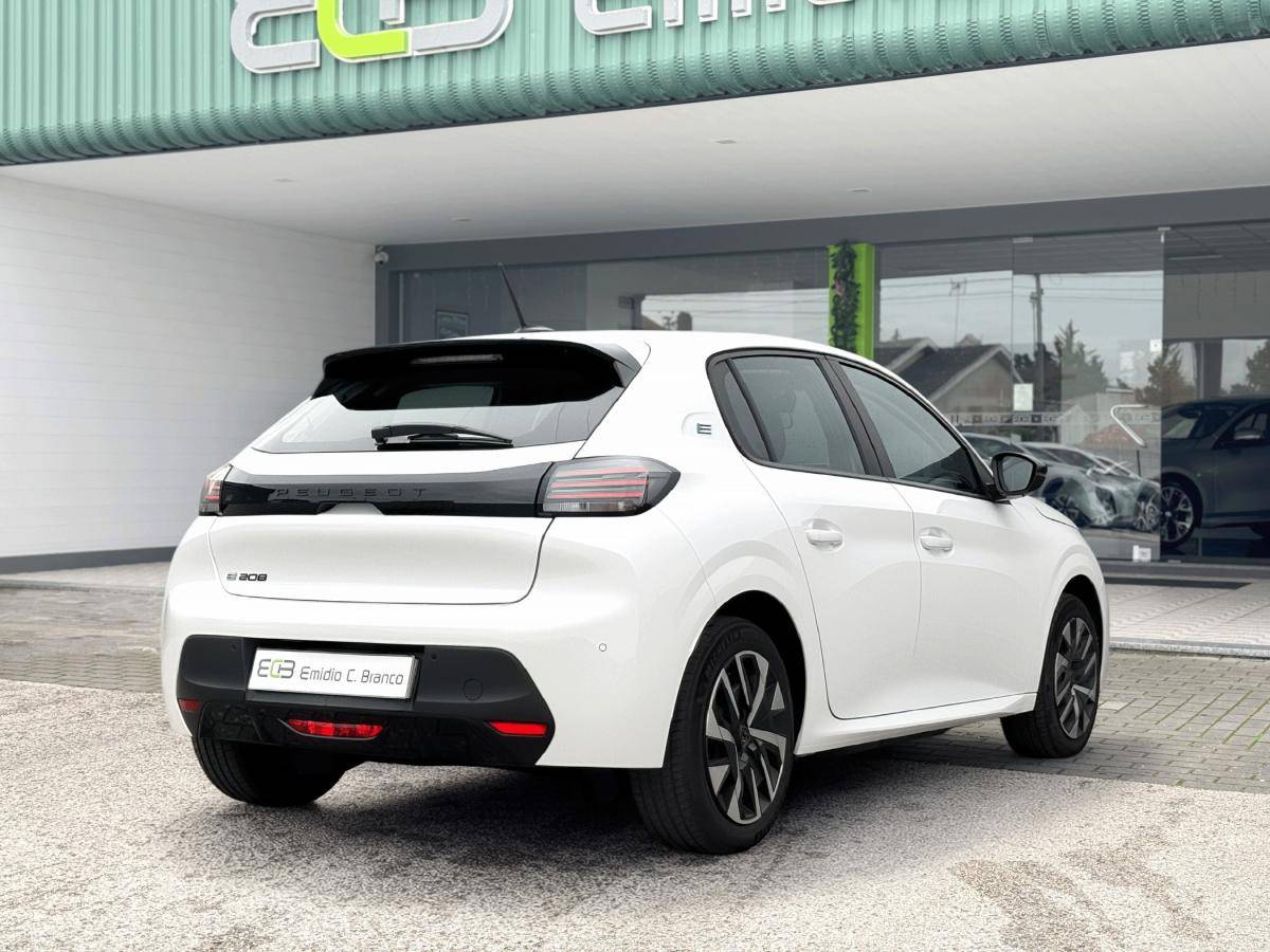 peugeot-208-2024-eletrico-0cc