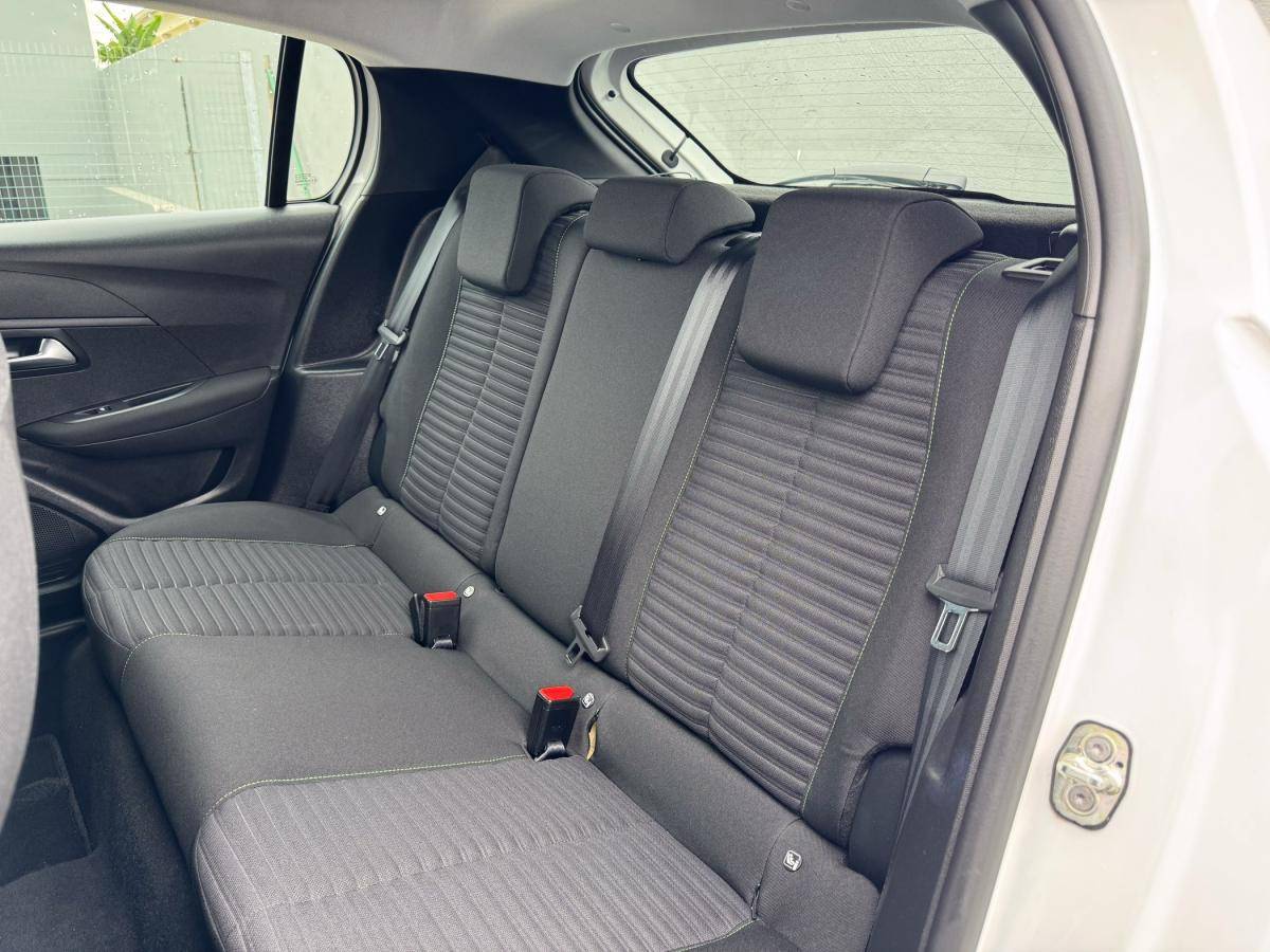 peugeot-208-2024-eletrico-0cc