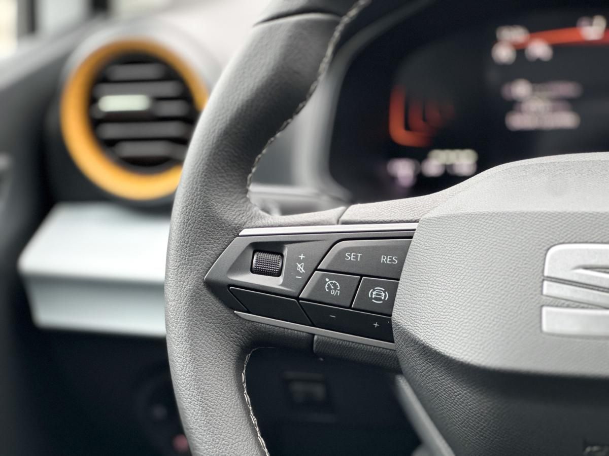 seat-arona-2025-gasolina-999cc