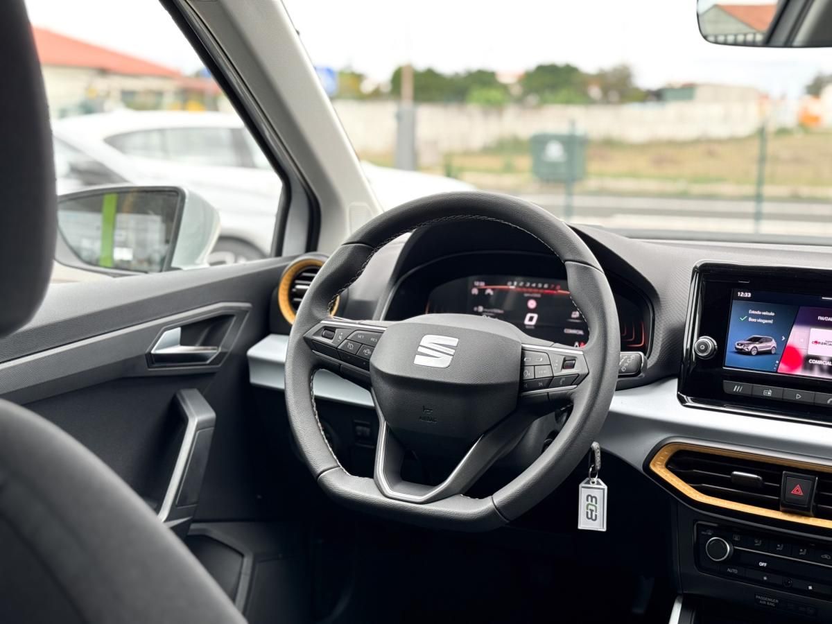 seat-arona-2025-gasolina-999cc