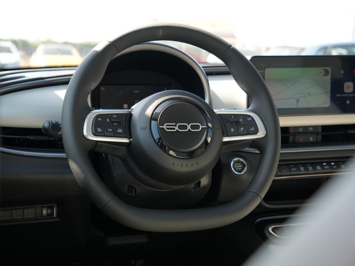 fiat-600-2026-hibrido-a-gasolina-1199cc