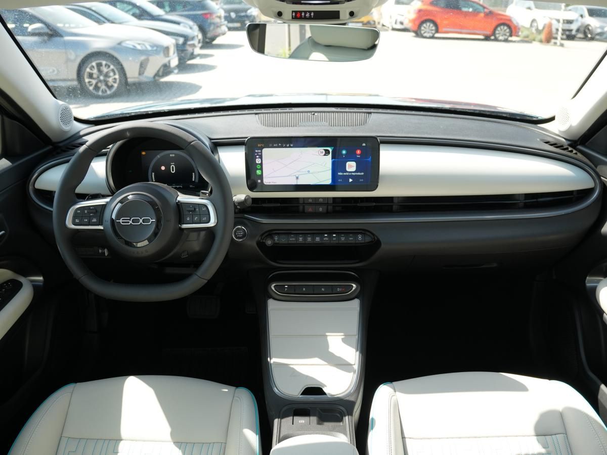 fiat-600-2026-hibrido-a-gasolina-1199cc