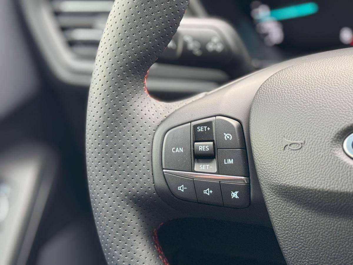 ford-focus-2025-gasolina-998cc