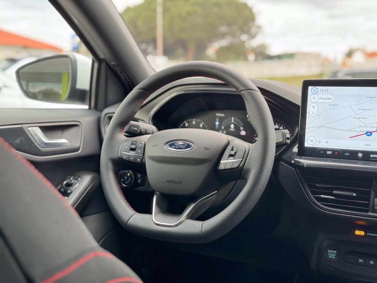 ford-focus-2025-gasolina-998cc