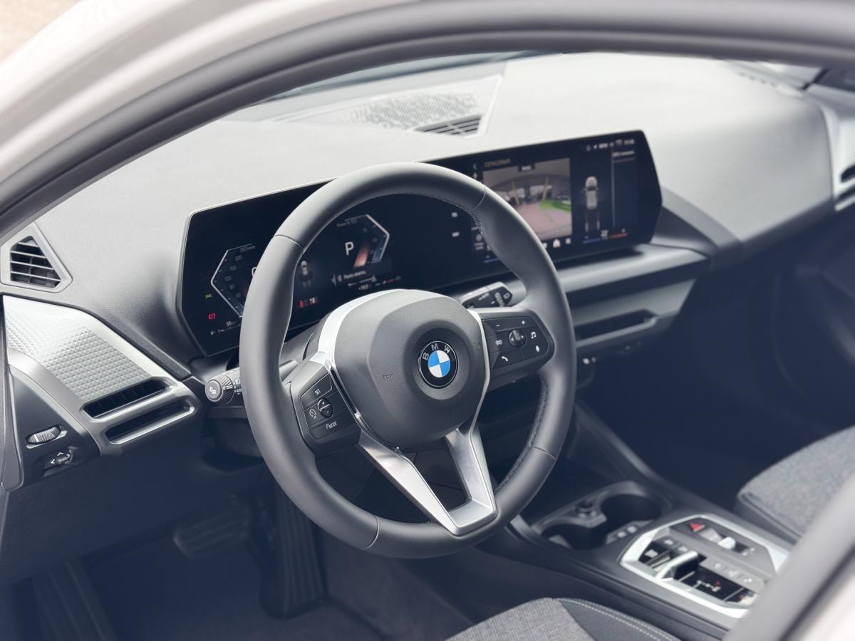 bmw-serie-1-2025-gasolina-1499cc