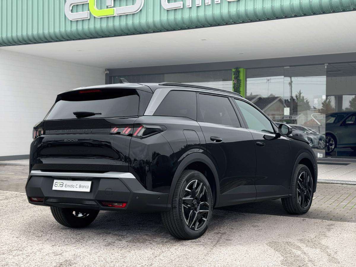 peugeot-5008-2025-hibrido-a-gasolina-1199cc