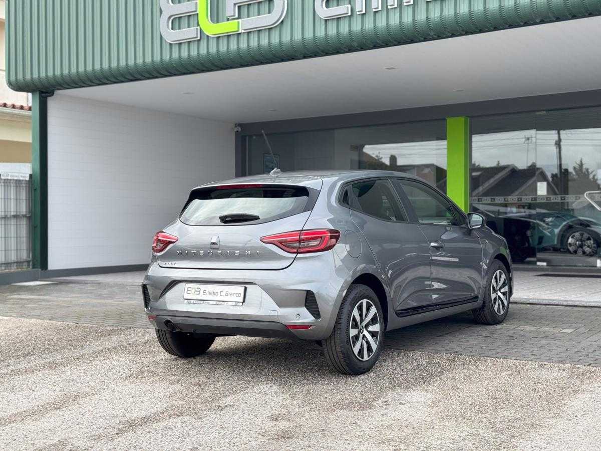 mitsubishi-colt-2025-gasolina-999cc