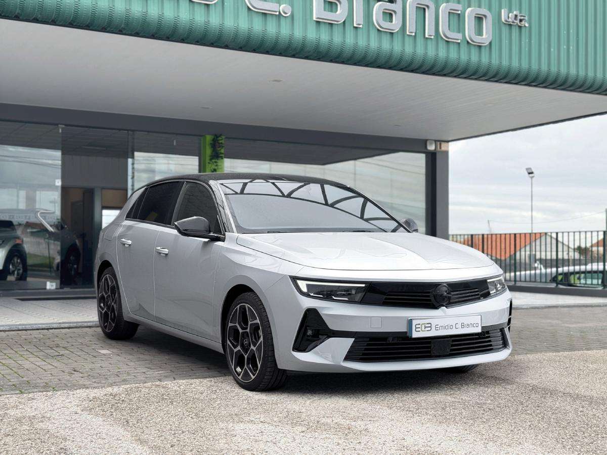 opel-astra-2025-gasolina-1199cc