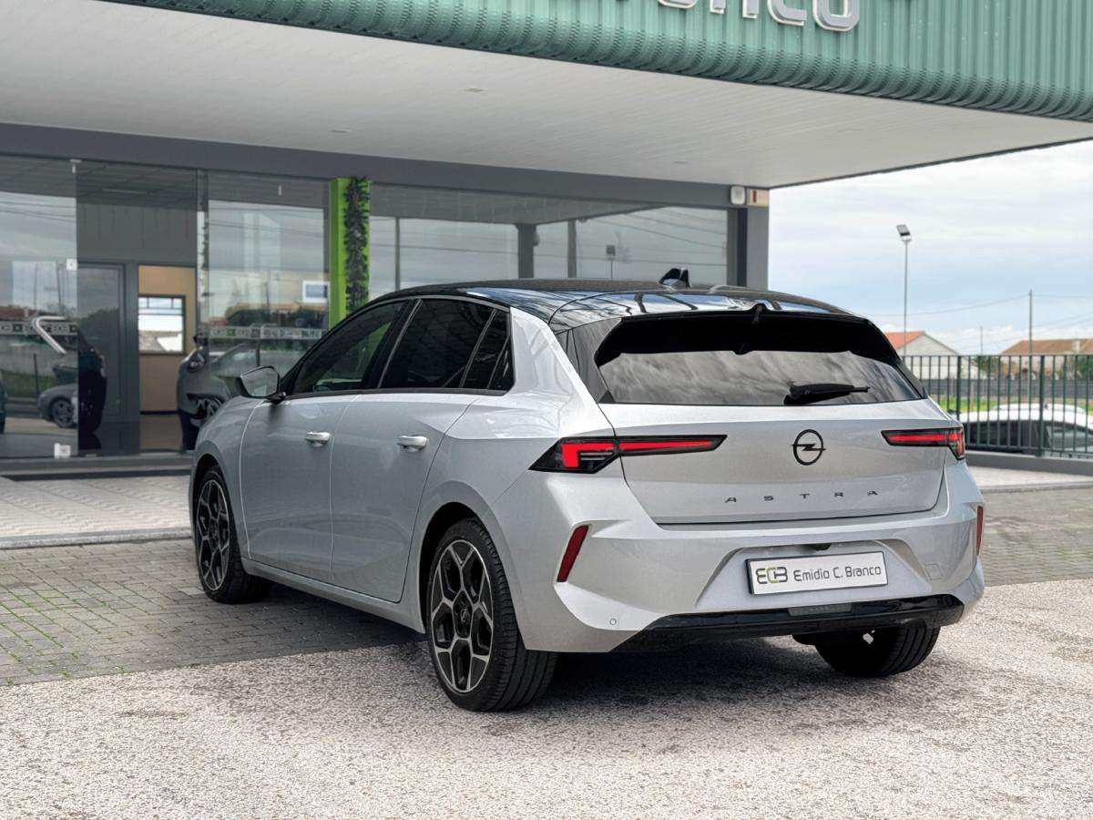 opel-astra-2025-gasolina-1199cc