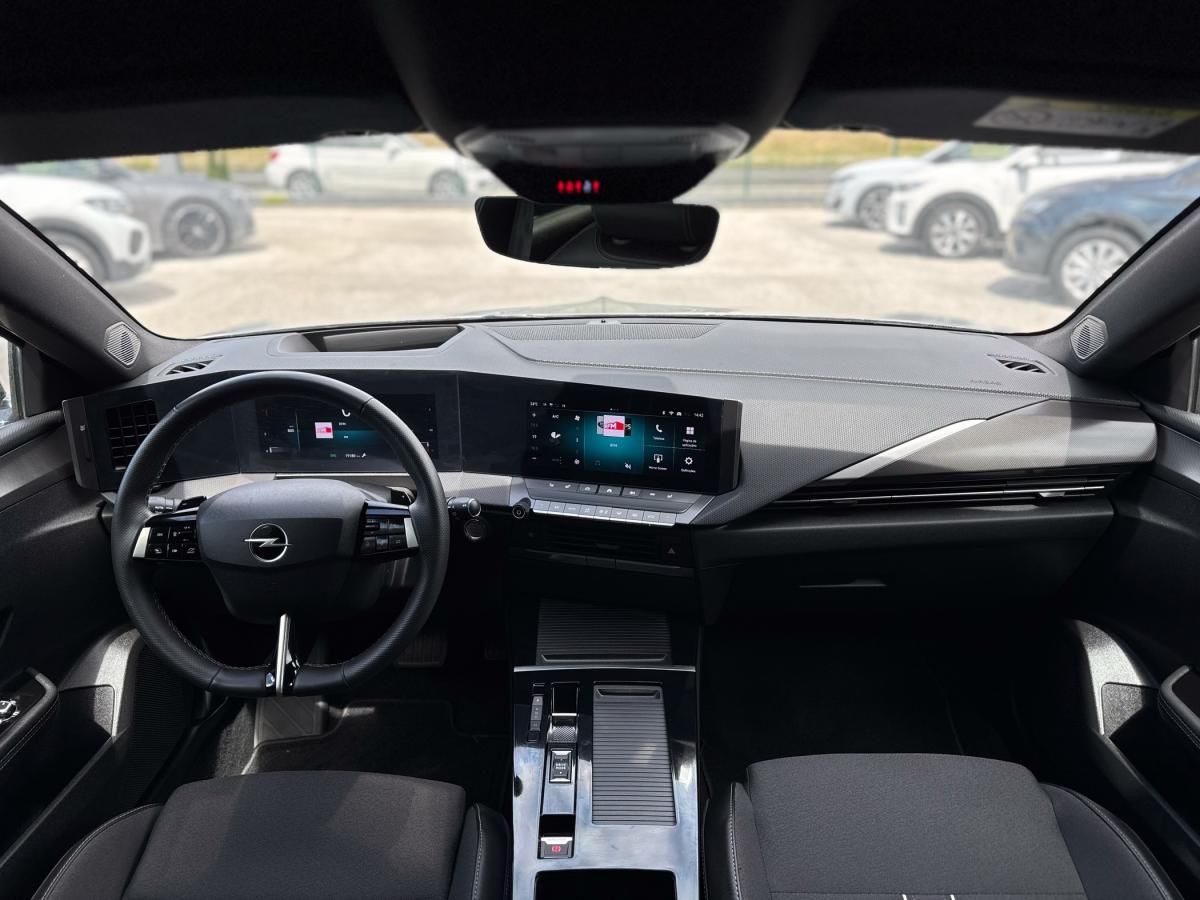 opel-astra-2025-gasolina-1199cc