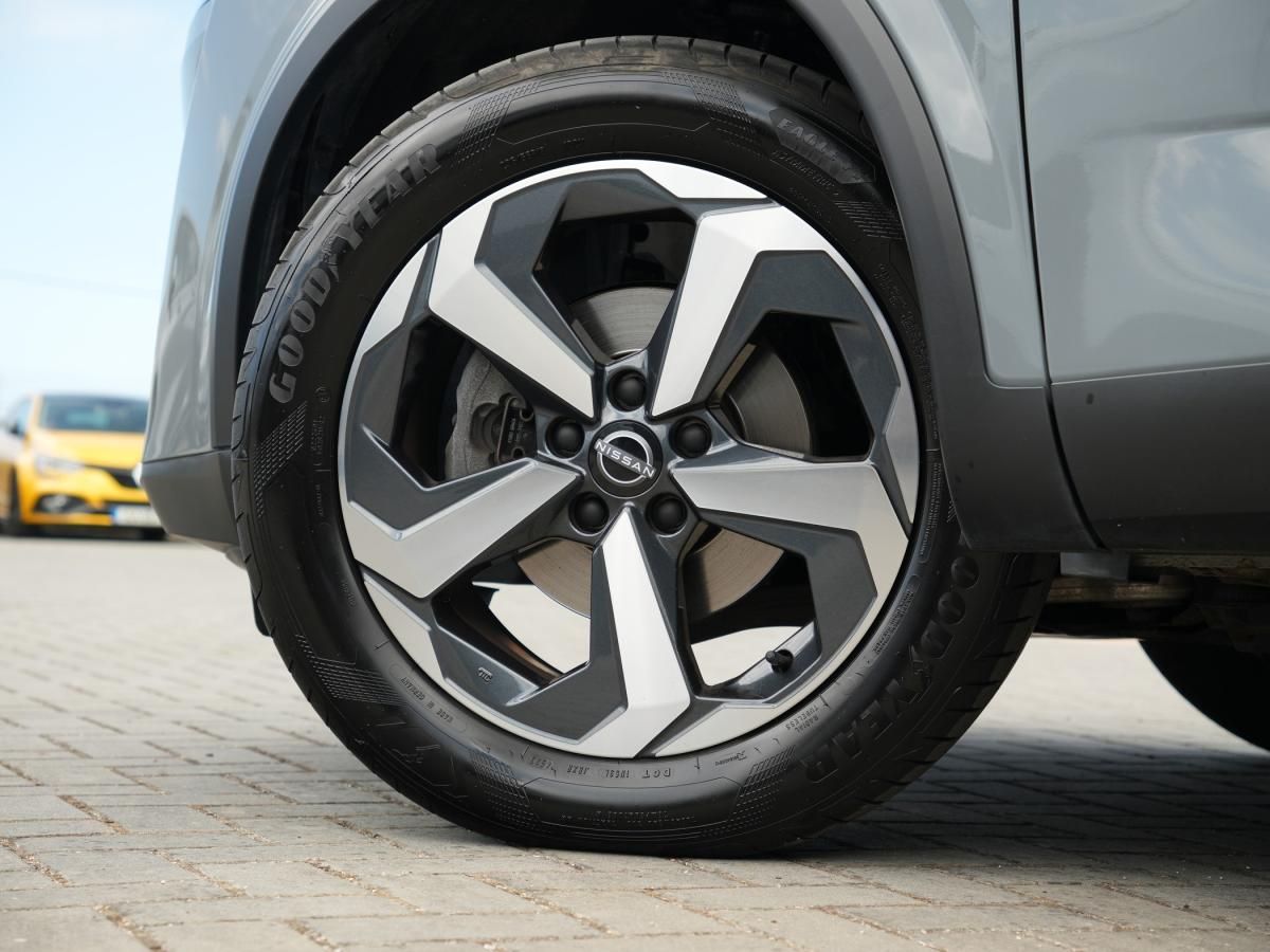 nissan-qashqai-2024-hibrido-a-gasolina-1497cc
