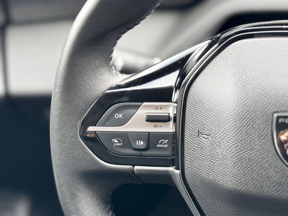 peugeot-308-2024-gasolina-1199cc