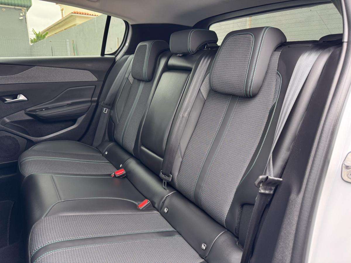 peugeot-308-2024-gasolina-1199cc