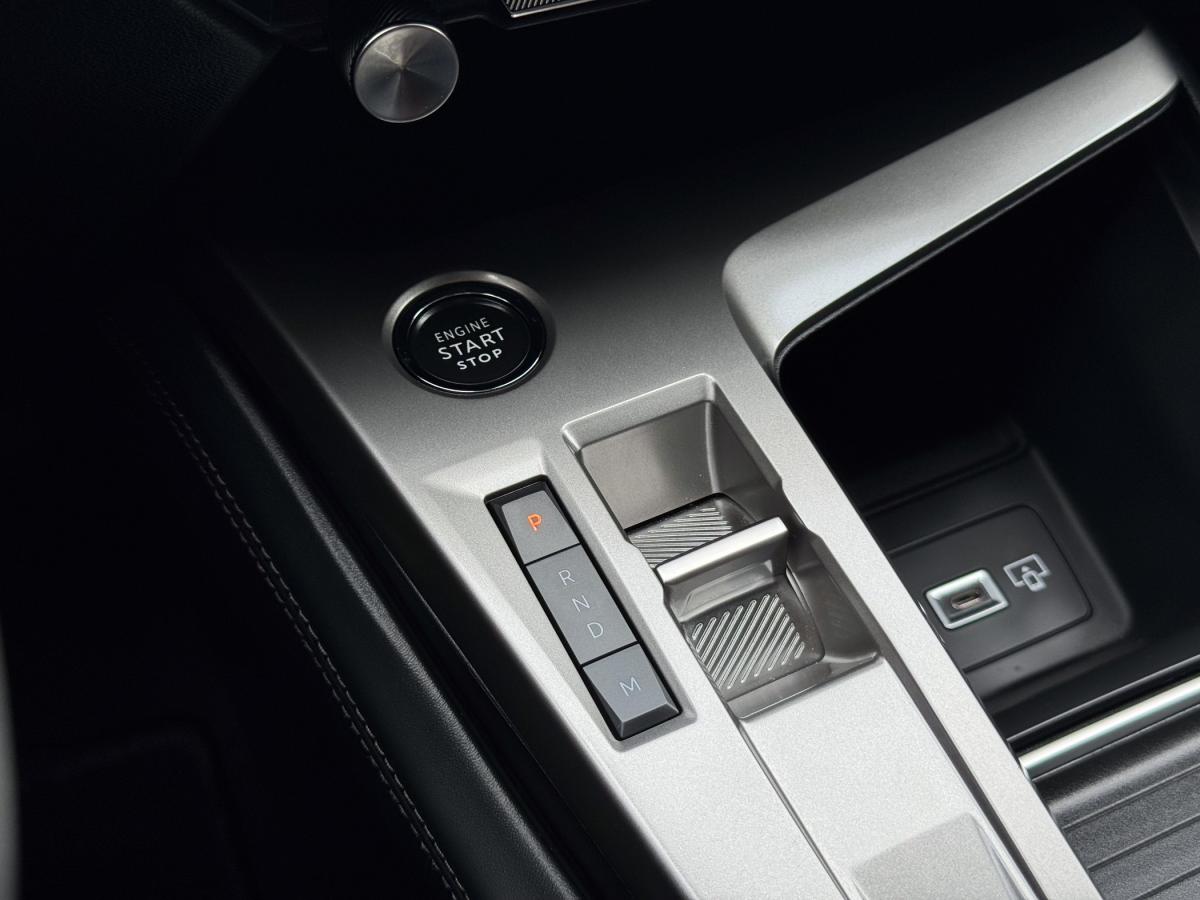 peugeot-308-sw-2024-gasolina-1199cc