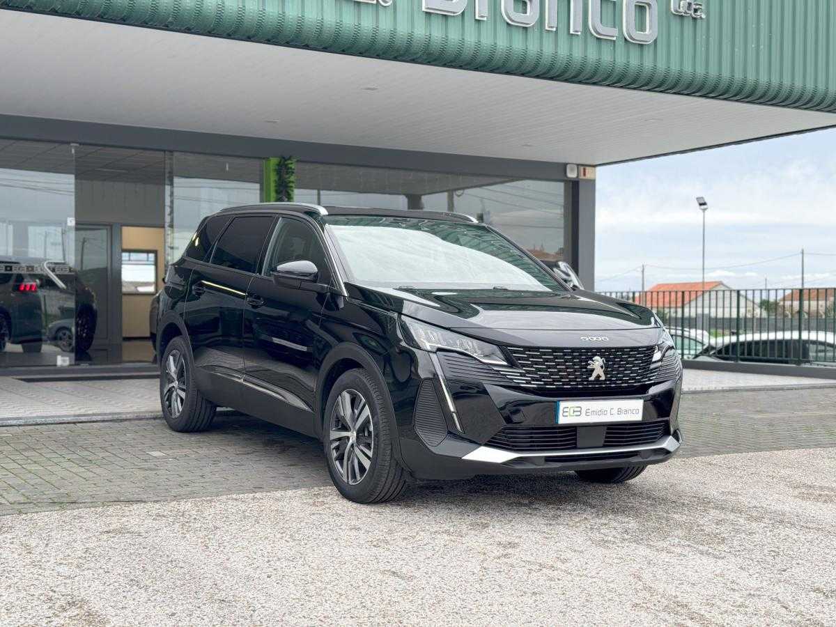 peugeot-5008-2024-gasolina-1199cc