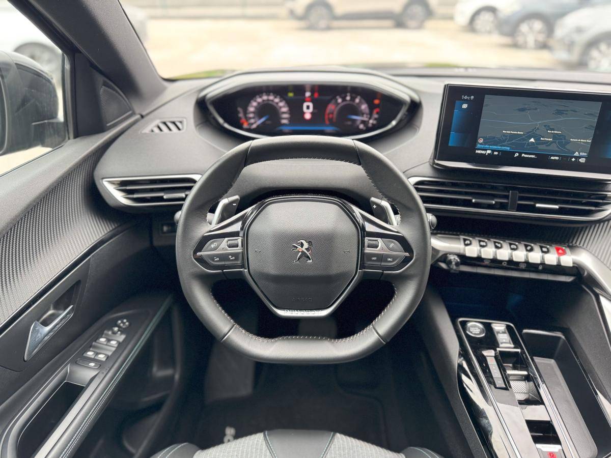 peugeot-5008-2024-gasolina-1199cc