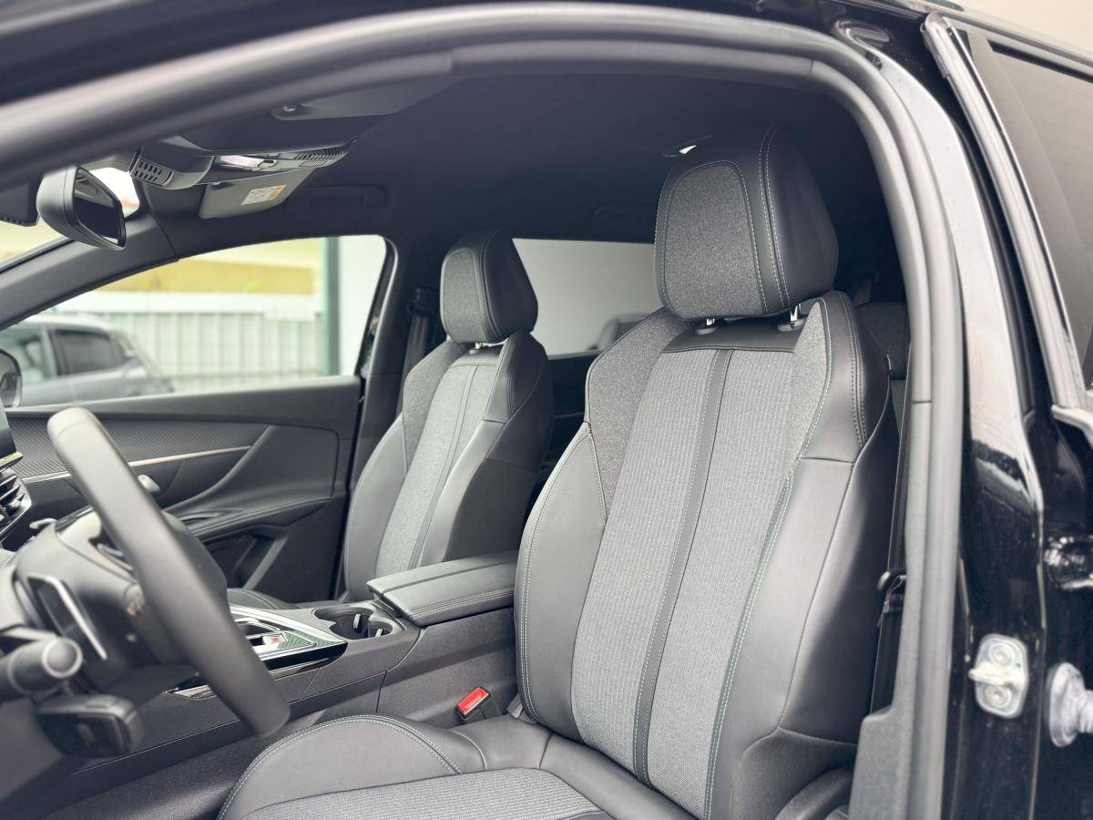 peugeot-5008-2024-gasolina-1199cc
