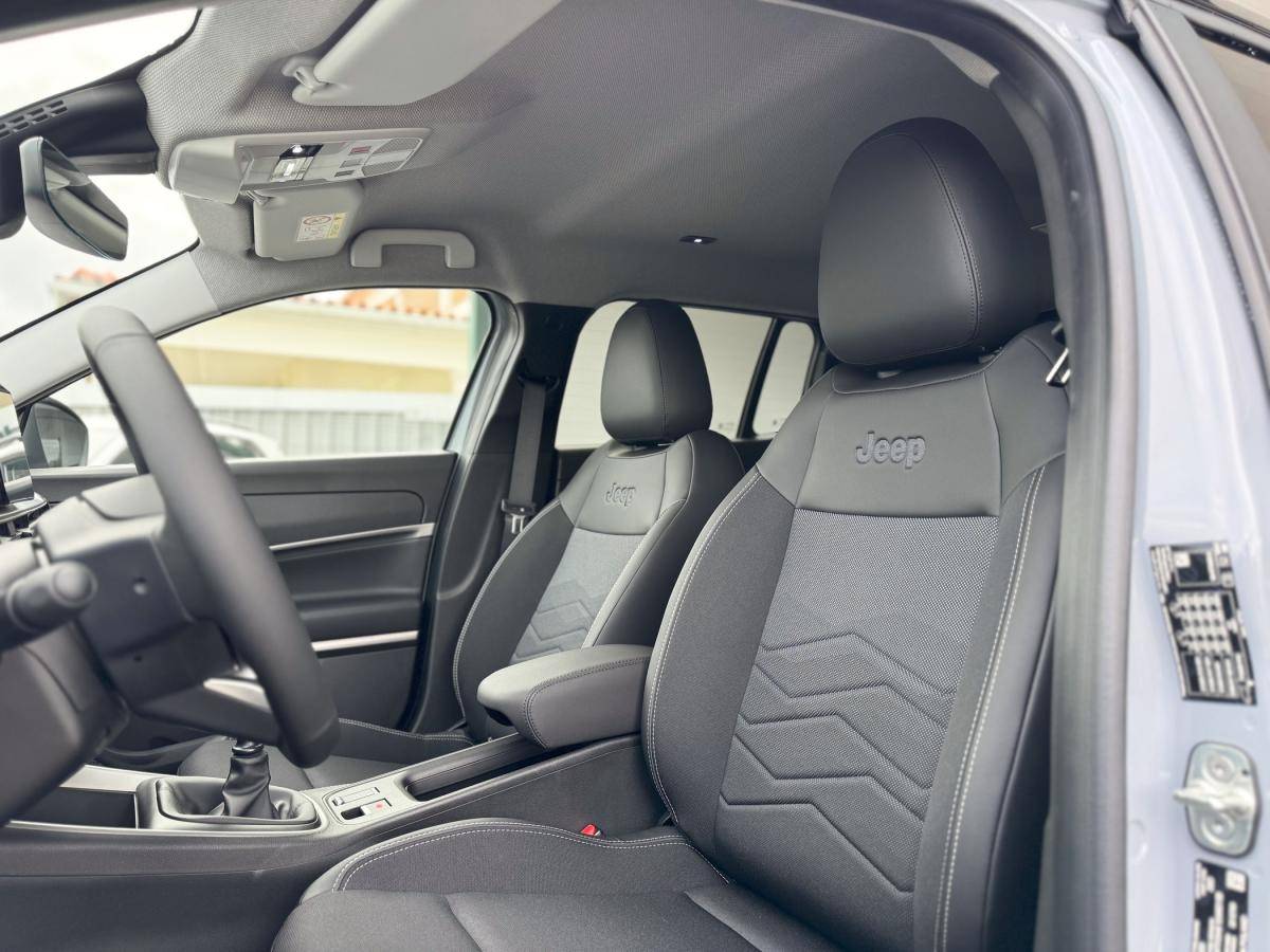jeep-avenger-2025-gasolina-1199cc