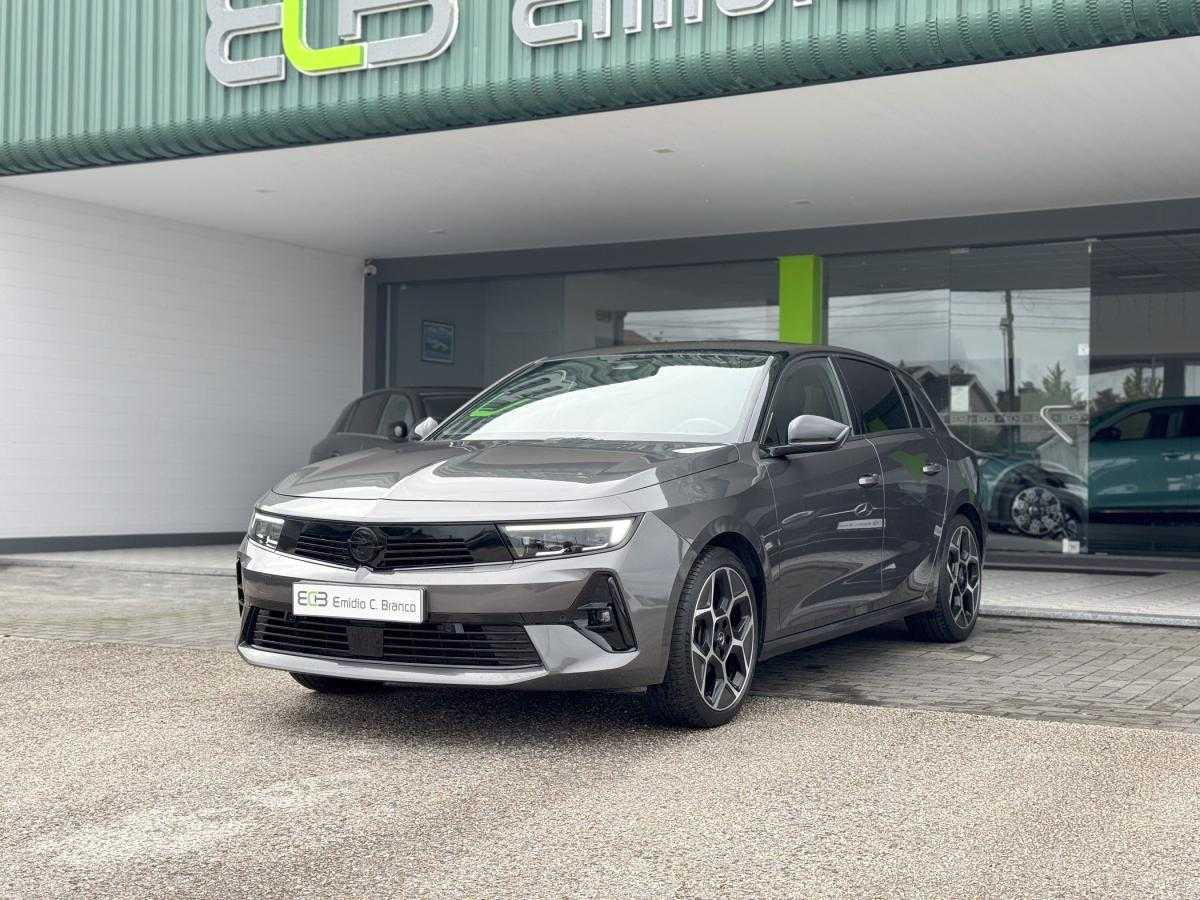 opel-astra-2024-gasolina-1199cc
