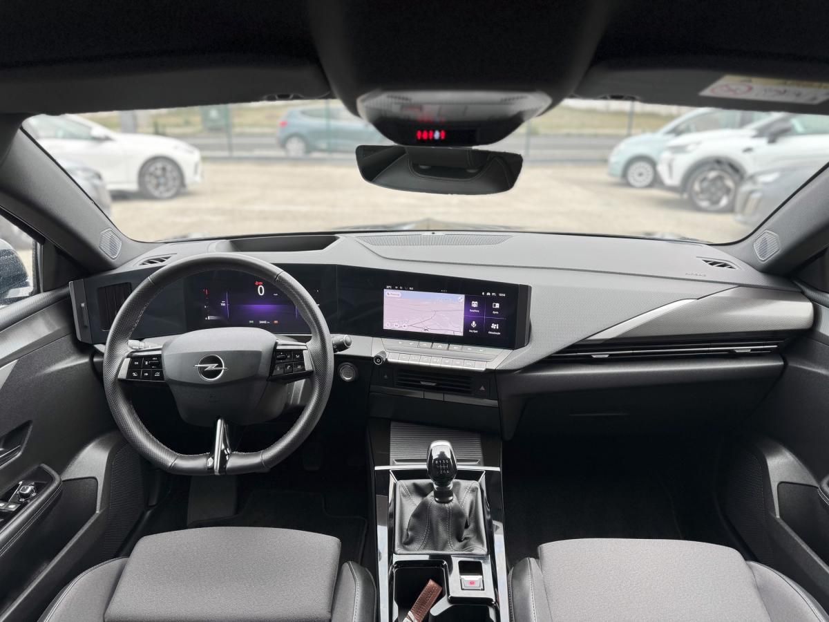 opel-astra-2024-gasolina-1199cc