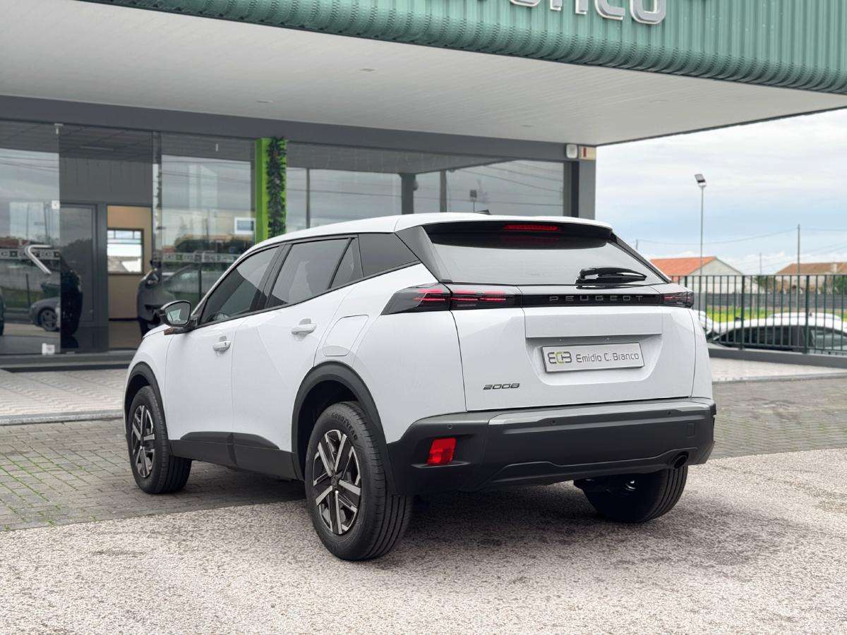 peugeot-2008-2025-gasolina-1199cc