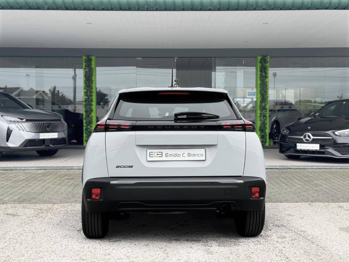 peugeot-2008-2025-gasolina-1199cc