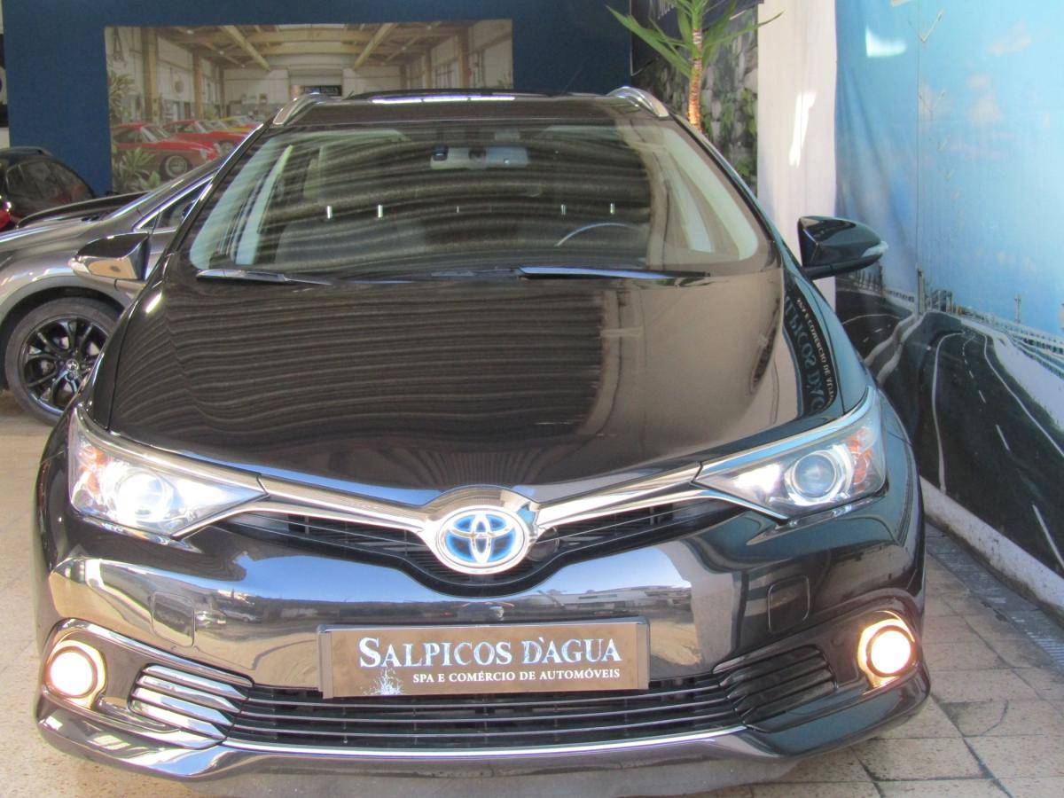 toyota-auris-touring-sports-2016-hibrido-a-gasolina-1798cc