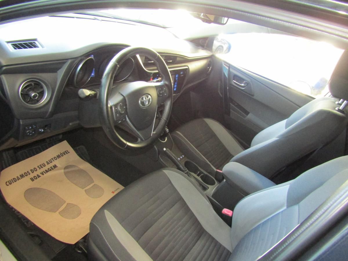 toyota-auris-touring-sports-2016-hibrido-a-gasolina-1798cc