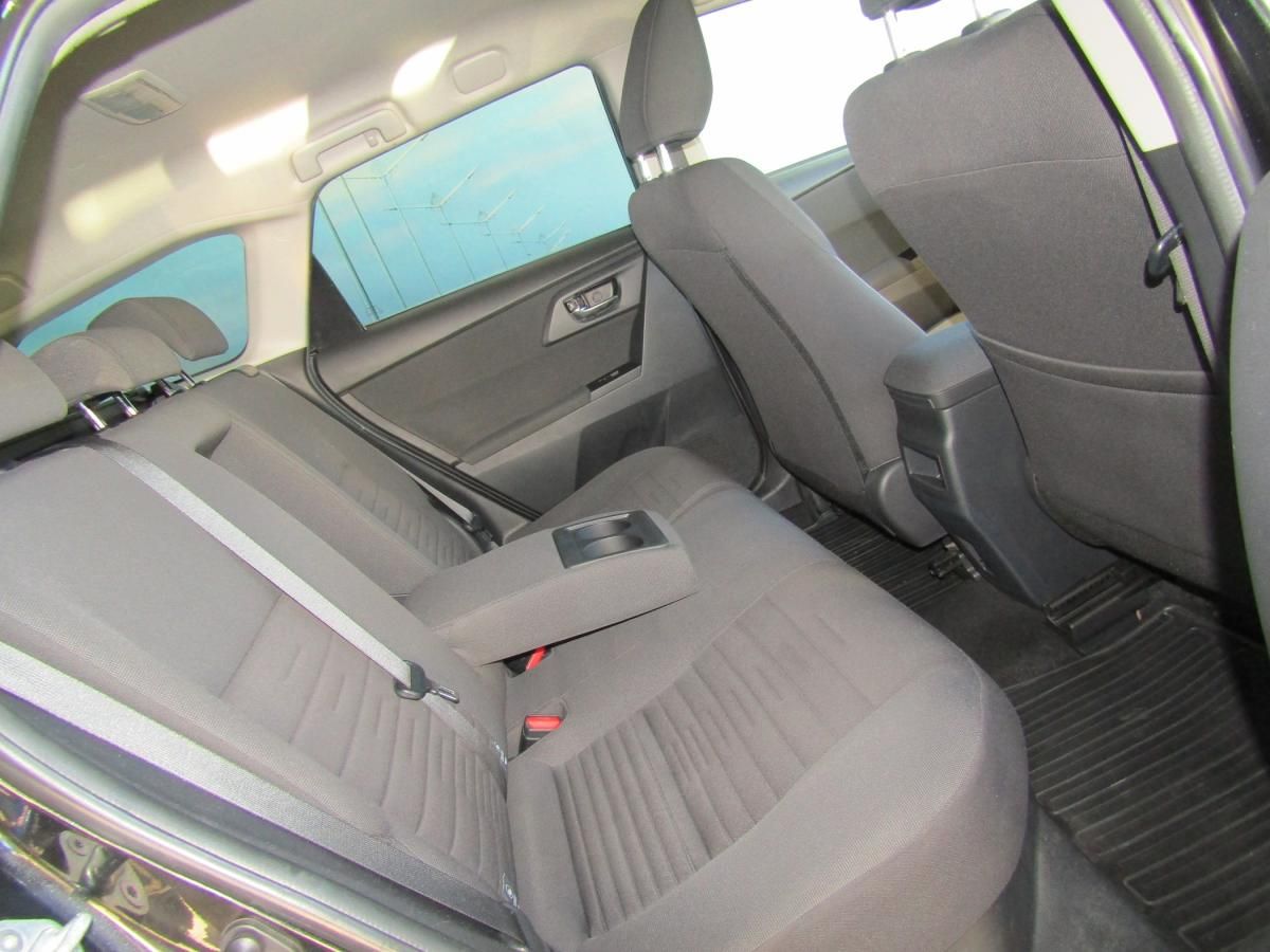 toyota-auris-touring-sports-2016-hibrido-a-gasolina-1798cc